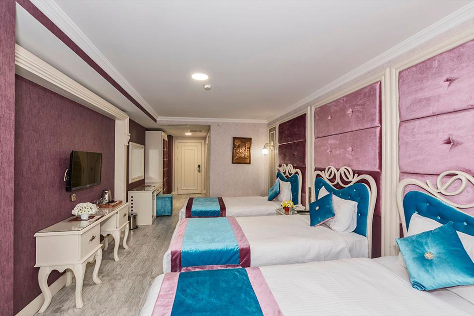 marnas hotel triple room 